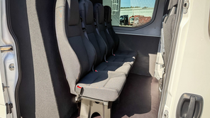 IVECO Daily 35S18 V VAN przewóz osób