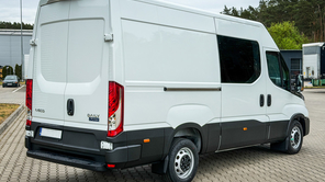 IVECO Daily 35S14NA8 V VAN przewóz osób