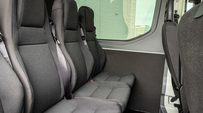 IVECO Daily 35S14NA8 V VAN przewóz osób