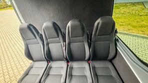IVECO Daily 35S14NA8 V VAN przewóz osób