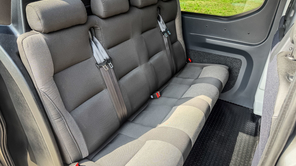 IVECO Daily 35S16A8 V VAN przewóz osób