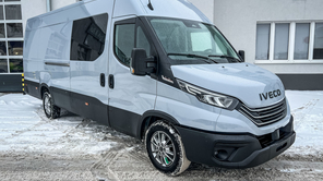 IVECO Daily 35S18A8 V VAN przewóz osób