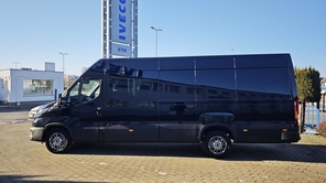 IVECO Daily 35S18A8 V VAN przewóz osób